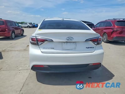 Zdjęcie 6 z 12 samochodu: 2017 HYUNDAI SONATA HYBRID SE VIN:KMHE24L15HA058358 - miniatura