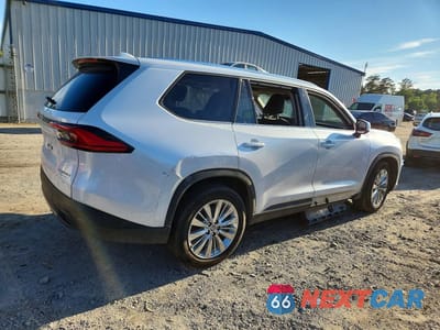 Trzecie zdjęcie samochodu z tyłu: 2024 TOYOTA GRAND HIGHLANDER PLATINUM VIN:5TDAAAB59RS041561 - miniatura