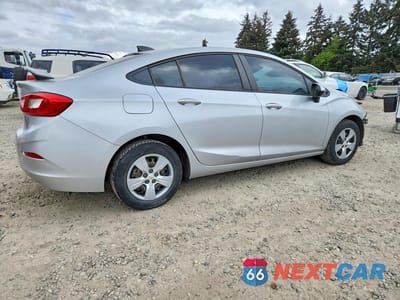 Trzecie zdjęcie samochodu z tyłu: 2018 CHEVROLET CRUZE LS VIN:1G1BC5SM1J7222271 - miniatura