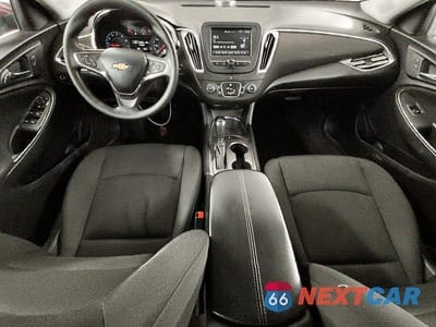 Zdjęcie 8 z 12 samochodu: 2018 CHEVROLET MALIBU LT VIN:1G1ZD5ST9JF238419 - miniatura