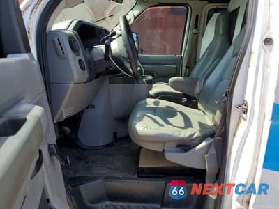 Zdjęcie 7 z 13 samochodu: 2012 FORD ECONOLINE E250 VAN VIN:1FTNE2EW2CDA31554 - miniatura