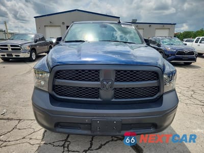 Piąte zdjęcie samochodu w środku: 2023 RAM 1500 CLASSIC TRADESMAN VIN:3C6RR7KG9PG562962 - miniatura