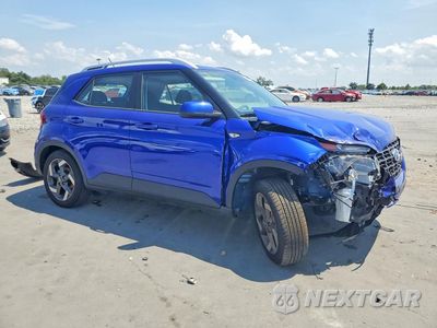 Czwarte zdjęcie samochodu z boku: 2025 HYUNDAI VENUE SEL VIN:KMHRC8A33SU402396 - miniatura