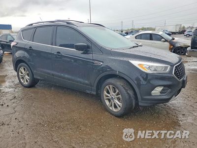 Czwarte zdjęcie samochodu z boku: 2018 FORD ESCAPE SEL VIN:1FMCU9HD5JUC81344 - miniatura