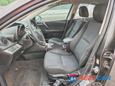 Zdjęcie 7 z 12 samochodu: 2010 MAZDA 3 I VIN:JM1BL1SF2A1276411 - miniatura