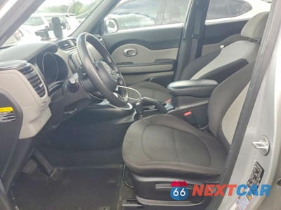 Zdjęcie 7 z 14 samochodu: 2018 KIA SOUL BASE VIN:KNDJN2A25J7596961 - miniatura