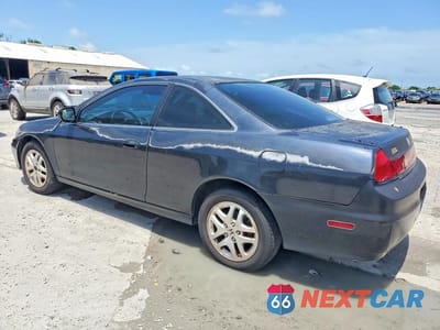 Drugie zdjęcie samochodu z przodu: 2002 HONDA ACCORD EX VIN:1HGCG22552A024709 - miniatura