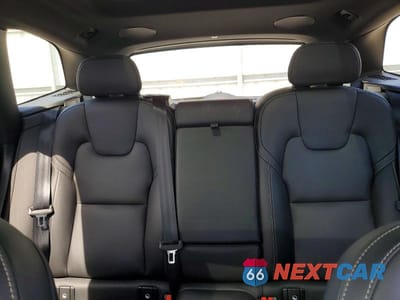 Zdjęcie 10 z 13 samochodu: 2025 VOLVO XC60 ULTRA VIN:YV4M12RDXS1038023 - miniatura