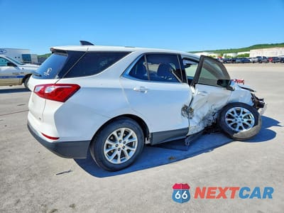 Trzecie zdjęcie samochodu z tyłu: 2019 CHEVROLET EQUINOX LT VIN:2GNAXKEV0K6147551 - miniatura