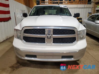 Piąte zdjęcie samochodu w środku: 2023 RAM 1500 CLASSIC TRADESMAN VIN:3C6RR7KG9PG662589 - miniatura