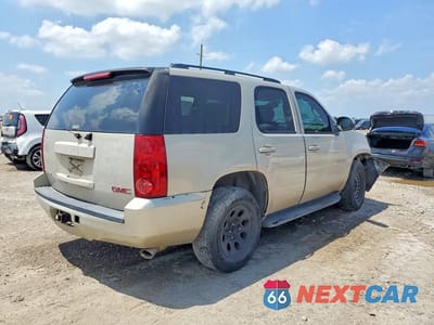 Trzecie zdjęcie samochodu z tyłu: 2007 GMC YUKON VIN:1GKFC13C57R369427 - miniatura