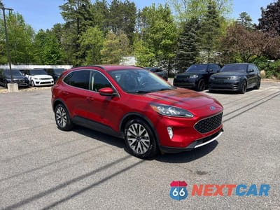2020 FORD ESCAPE TITANIUM 1FMCU0DZXLUA46311 - główne zdjęcie licytacji z USA - miniatura