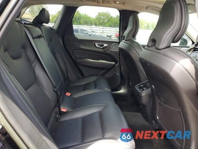 Zdjęcie 11 z 14 samochodu: 2023 VOLVO XC60 ULTIMATE VIN:YV4L12RM5P1264747 - miniatura