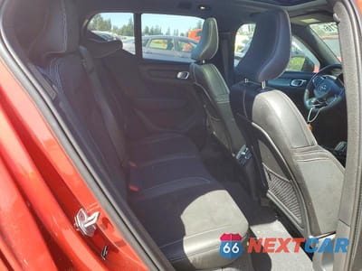 Zdjęcie 10 z 12 samochodu: 2022 VOLVO XC40 P8 RECHARGE PLUS VIN:YV4ED3UR6N2691578 - miniatura