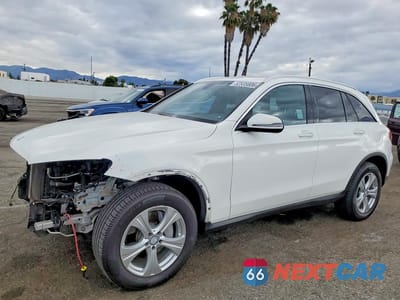 2017 MERCEDES-BENZ GLC 300 WDC0G4JB4HF143149 - główne zdjęcie licytacji z USA - miniatura