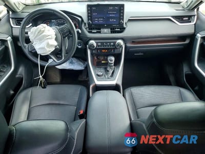 Zdjęcie 8 z 13 samochodu: 2022 TOYOTA RAV4 LIMITED VIN:JTMN1RFV6ND085629 - miniatura