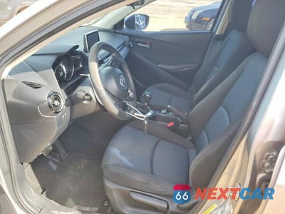 Zdjęcie 7 z 13 samochodu: 2016 SCION IA BASE VIN:3MYDLBZV8GY104448 - miniatura