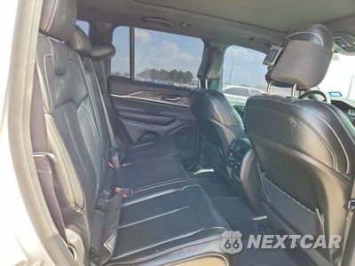 Zdjęcie 10 z 13 samochodu: 2024 JEEP GRAND CHEROKEE LIMITED VIN:1C4RJGBG9RC221177 - miniatura