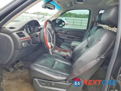 Zdjęcie 7 z 13 samochodu: 2010 CADILLAC ESCALADE PREMIUM VIN:1GYUCCEF1AR195413 - miniatura