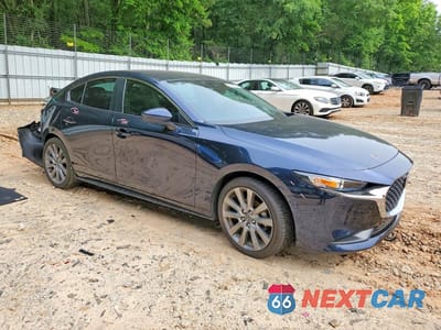 Czwarte zdjęcie samochodu z boku: 2023 MAZDA 3 SELECT VIN:3MZBPABM5PM369676 - miniatura