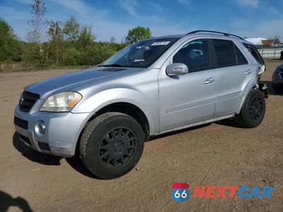 2008 MERCEDES-BENZ ML 550 4JGBB72E88A352927 - główne zdjęcie licytacji z USA - miniatura