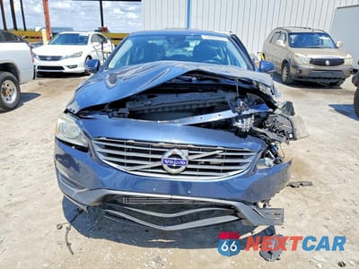 Piąte zdjęcie samochodu w środku: 2015 VOLVO S60 PREMIER+ VIN:YV126MFC7F1312443 - miniatura