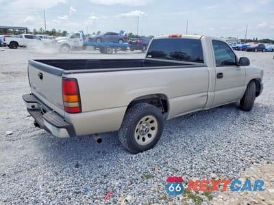 Trzecie zdjęcie samochodu z tyłu: 2006 GMC NEW SIERRA C1500 VIN:3GTEC14X06G180580 - miniatura