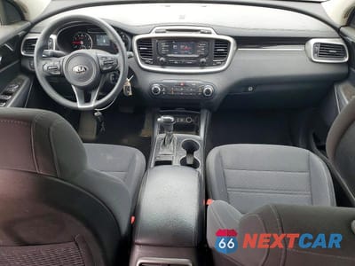 Zdjęcie 8 z 13 samochodu: 2016 KIA SORENTO LX VIN:5XYPG4A3XGG049186 - miniatura