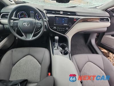 Zdjęcie 8 z 13 samochodu: 2018 TOYOTA CAMRY LE VIN:4T1B11HK9JU635032 - miniatura