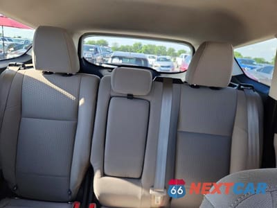 Zdjęcie 10 z 13 samochodu: 2017 FORD ESCAPE SE VIN:1FMCU0GD7HUA09644 - miniatura