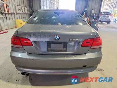 Zdjęcie 6 z 12 samochodu: 2009 BMW 328 I VIN:WBAWB33579P137693 - miniatura