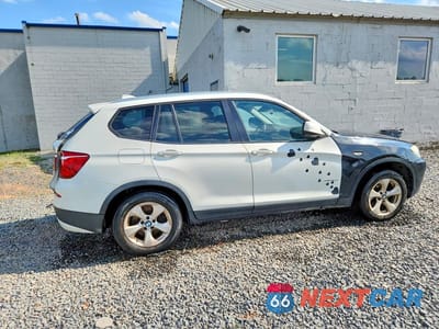 Trzecie zdjęcie samochodu z tyłu: 2012 BMW X3 AWD VIN:5UXWX5C51CL726557 - miniatura
