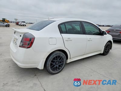 Trzecie zdjęcie samochodu z tyłu: 2010 NISSAN SENTRA 2.0 VIN:3N1AB6AP8AL724734 - miniatura