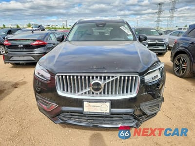Piąte zdjęcie samochodu w środku: 2024 VOLVO XC90 CORE VIN:YV4L12PK8R1166798 - miniatura