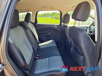 Zdjęcie 10 z 12 samochodu: 2016 FORD ESCAPE SE VIN:1FMCU9GXXGUC07499 - miniatura