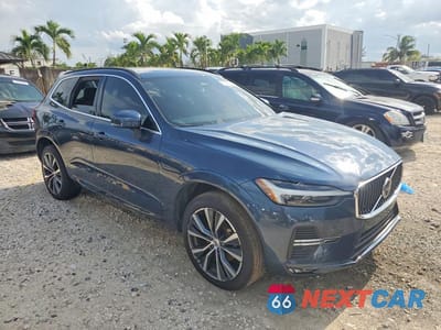 Czwarte zdjęcie samochodu z boku: 2022 VOLVO XC60 B5 MOMENTUM VIN:YV4L12DK4N1946750 - miniatura