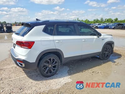 Trzecie zdjęcie samochodu z tyłu: 2024 VOLKSWAGEN TAOS SE VIN:3VVEX7B25RM004291 - miniatura