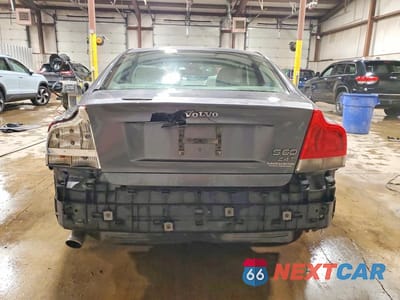 Zdjęcie 6 z 13 samochodu: 2003 VOLVO S60 2.4T VIN:YV1RS58D232259503 - miniatura