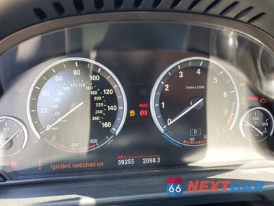 Zdjęcie 9 z 12 samochodu: 2013 BMW 535 XI VIN:WBAFU7C50DDU67929 - miniatura