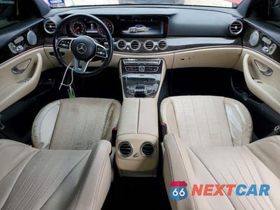 Zdjęcie 8 z 13 samochodu: 2019 MERCEDES-BENZ E 300 VIN:WDDZF4JB4KA520055 - miniatura