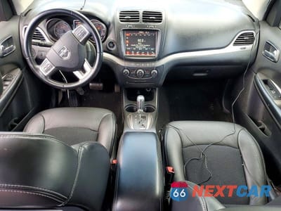 Zdjęcie 8 z 13 samochodu: 2019 DODGE JOURNEY CROSSROAD VIN:3C4PDCGB8KT681395 - miniatura
