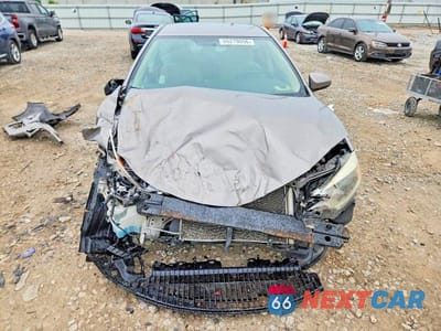 Piąte zdjęcie samochodu w środku: 2014 TOYOTA COROLLA LE ECO VIN:2T1BPRHE4EC091618 - miniatura