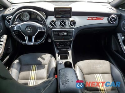 Zdjęcie 8 z 12 samochodu: 2014 MERCEDES-BENZ CLA 250 4MATIC VIN:WDDSJ4GB0EN081621 - miniatura