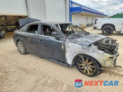 Czwarte zdjęcie samochodu z boku: 2015 AUDI A4 PREMIUM VIN:WAUBFAFL2FN009743 - miniatura