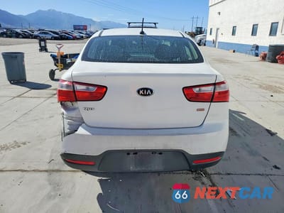 Zdjęcie 6 z 12 samochodu: 2014 KIA RIO VIN:KNADM4A33E6361682 - miniatura