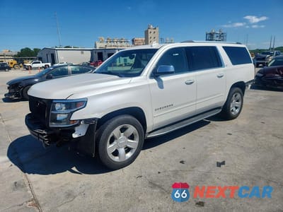 2016 CHEVROLET SUBURBAN C1500 LTZ 1GNSCJKC0GR169672 - główne zdjęcie licytacji z USA - miniatura