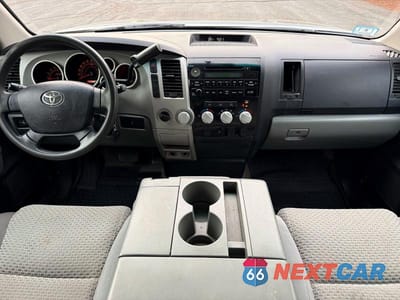Zdjęcie 9 z 10 samochodu: 2009 TOYOTA TUNDRA GRADE VIN:5TFBT54149X015072 - miniatura
