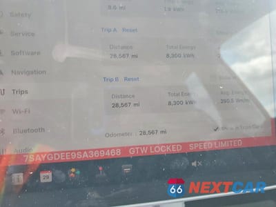 Zdjęcie 9 z 12 samochodu: 2025 TESLA MODEL Y VIN:7SAYGDEE9SA369468 - miniatura