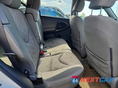 Zdjęcie 11 z 13 samochodu: 2012 TOYOTA RAV4 BASE VIN:2T3BF4DV7CW196149 - miniatura