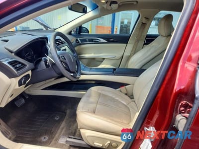 Zdjęcie 7 z 12 samochodu: 2014 LINCOLN MKZ HYBRID VIN:3LN6L2LU5ER829368 - miniatura